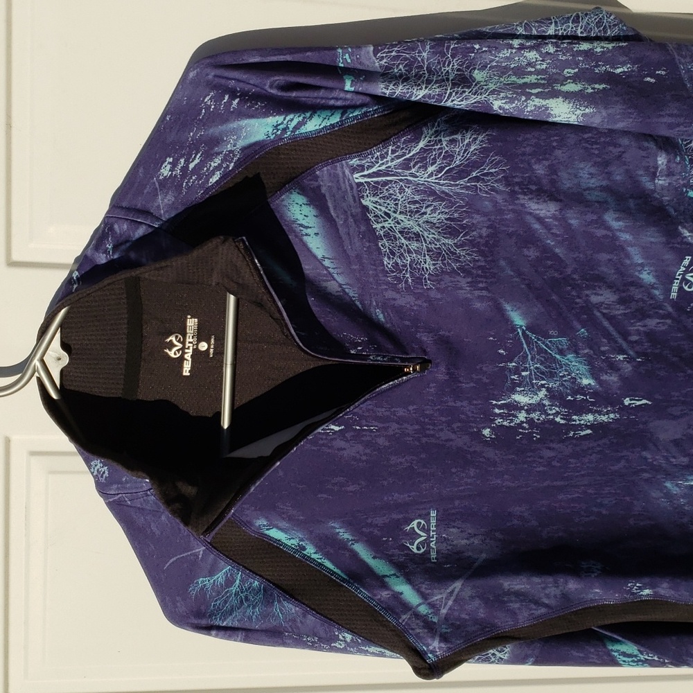 Realtree Women's Shirt Large Purple